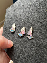 Load image into Gallery viewer, Alice in Wonderland Pins

