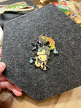 Load image into Gallery viewer, Penguchan Pins
